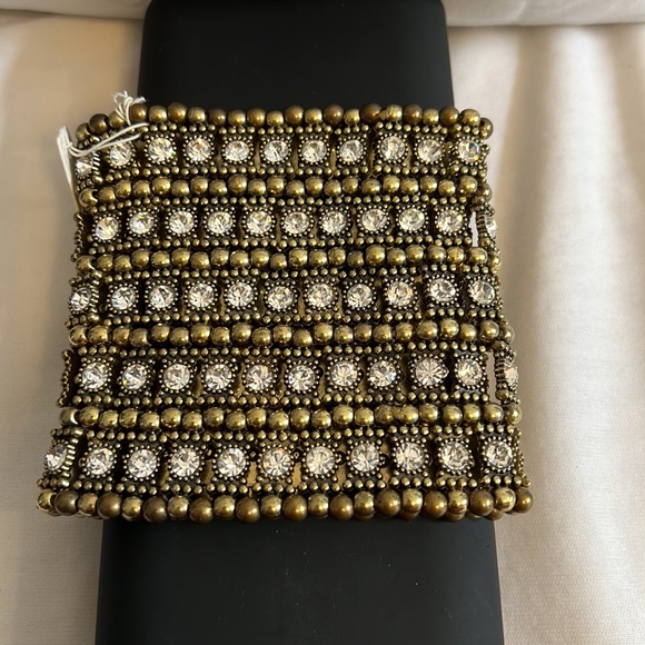 Stretch cuff bracelet - Picture 3 of 4